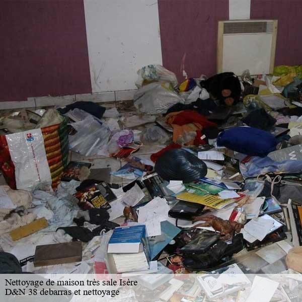 Nettoyage de maison très sale 38 Isère D&N 38 debarras et nettoyage